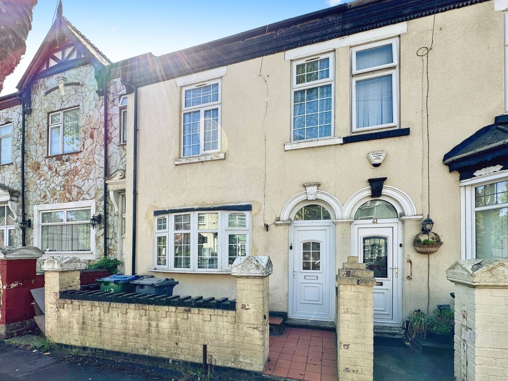 Property photo 1 of 18