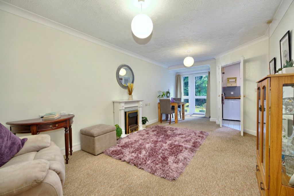 Property photo 2 of 10