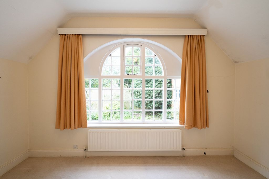 Property photo 2 of 23 63 Swithland Lane, Leicester Le7 7Sg