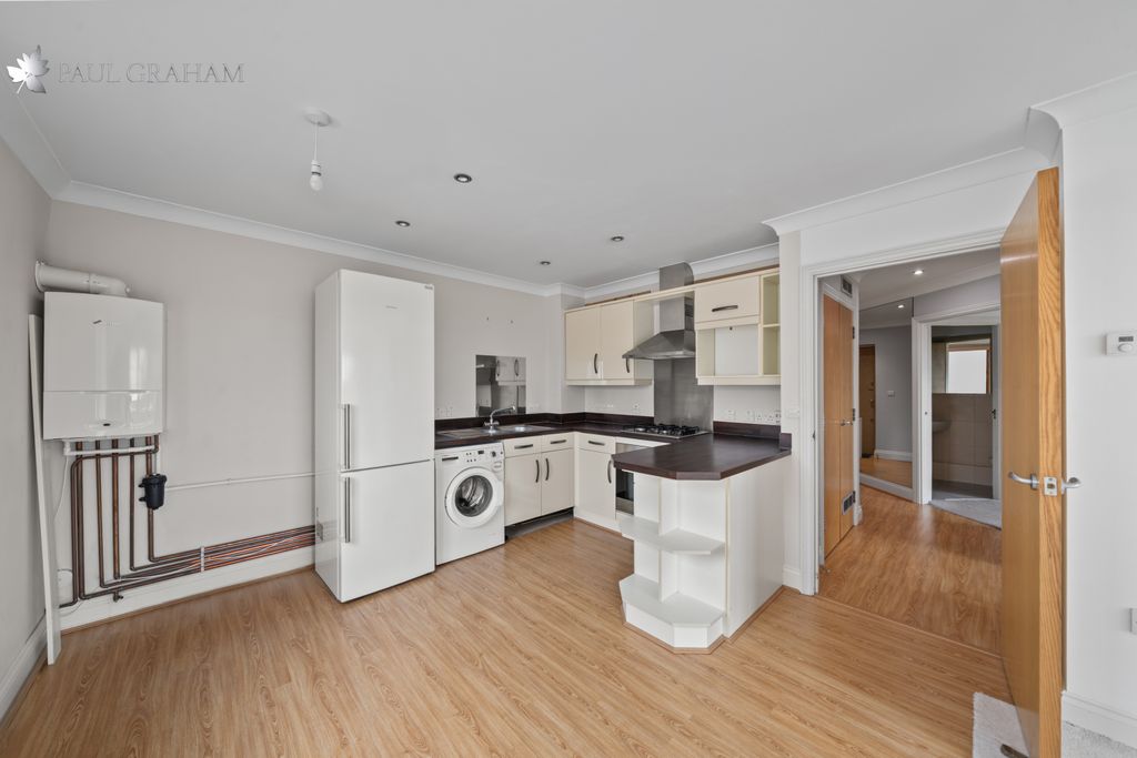 Property photo 3 of 14 Dsc01109