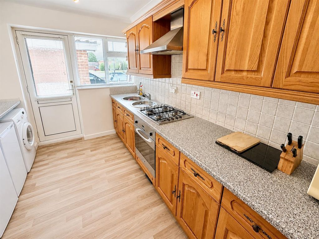 Property photo 3 of 16 For Sale By Aspire Residential | Stour Road