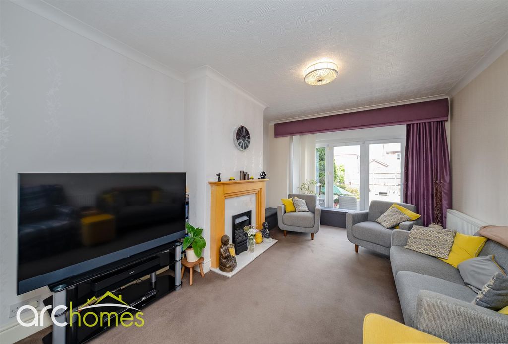 Property photo 2 of 24 Dsc02816-Edit.Jpg