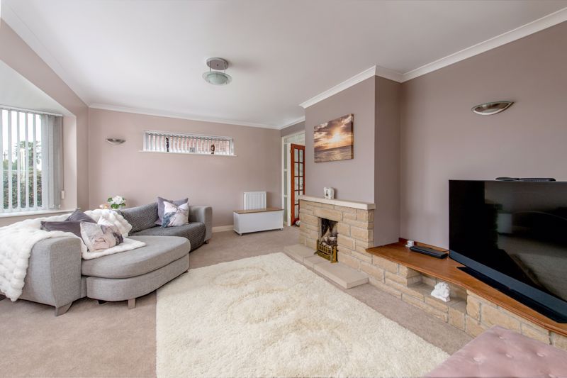 Property photo 2 of 22 Sitting Room