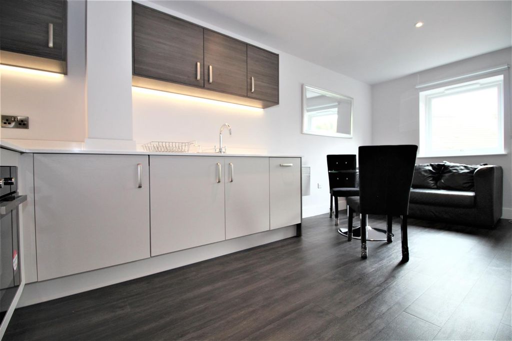 Property photo 2 of 9 Img_0746.Jpg