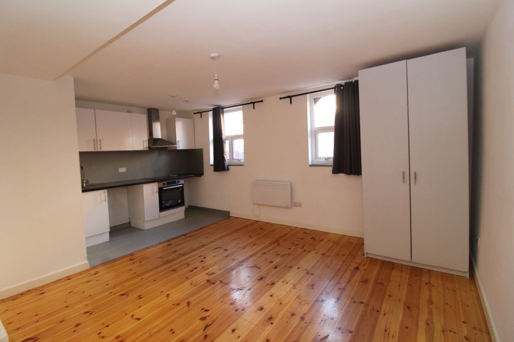 Property photo 2 of 4