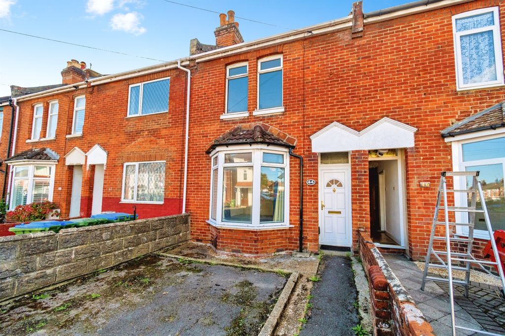 Property photo 1 of 16