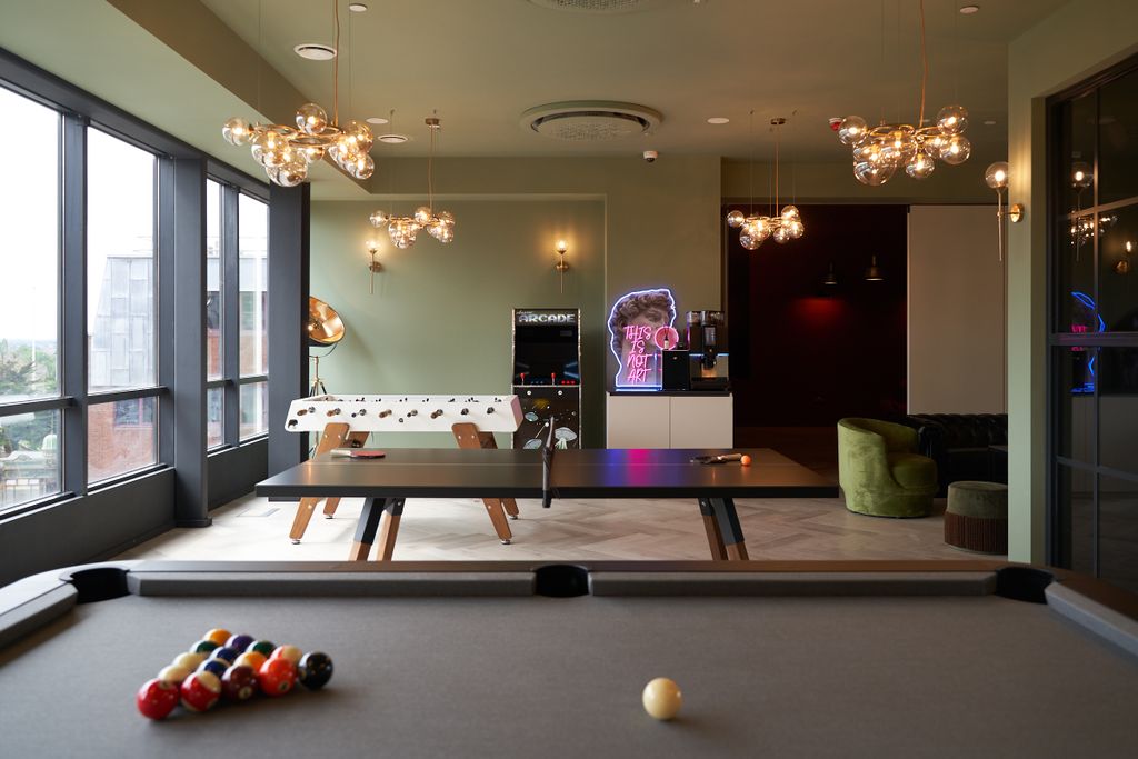 Property photo 3 of 12