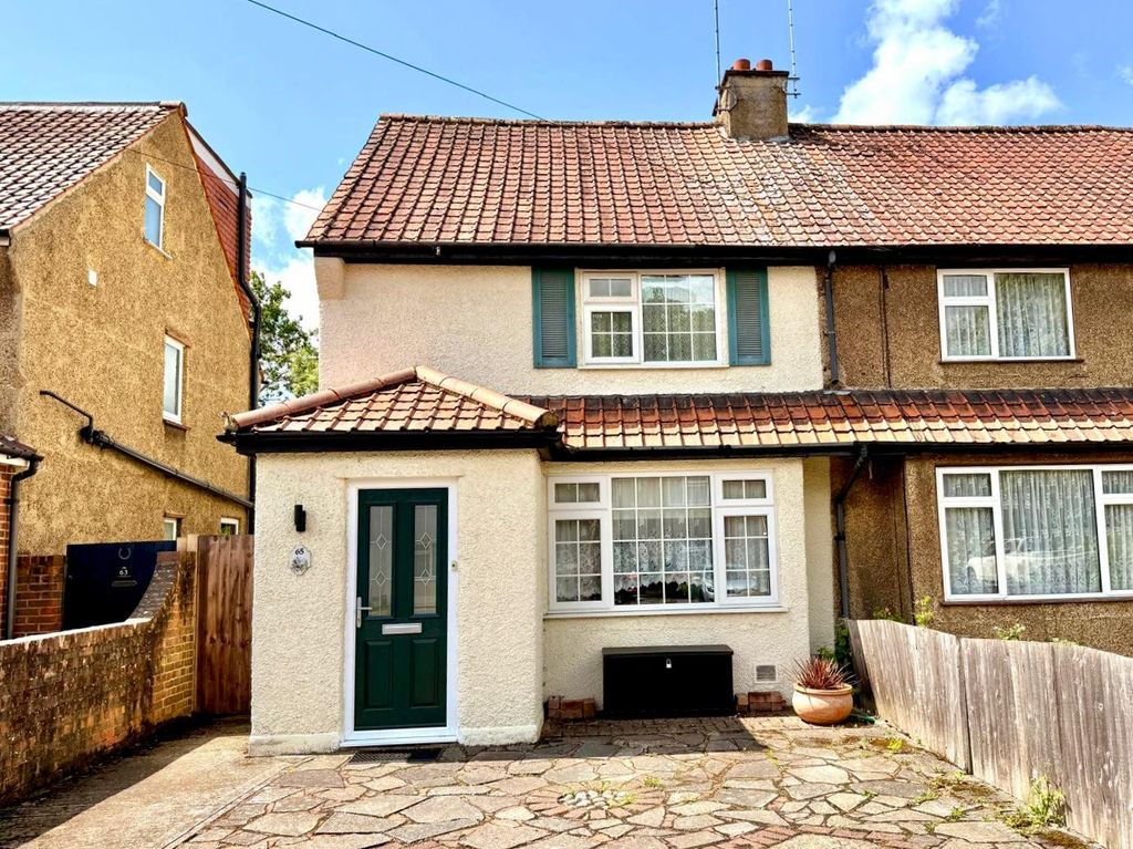 Property photo 2 of 18