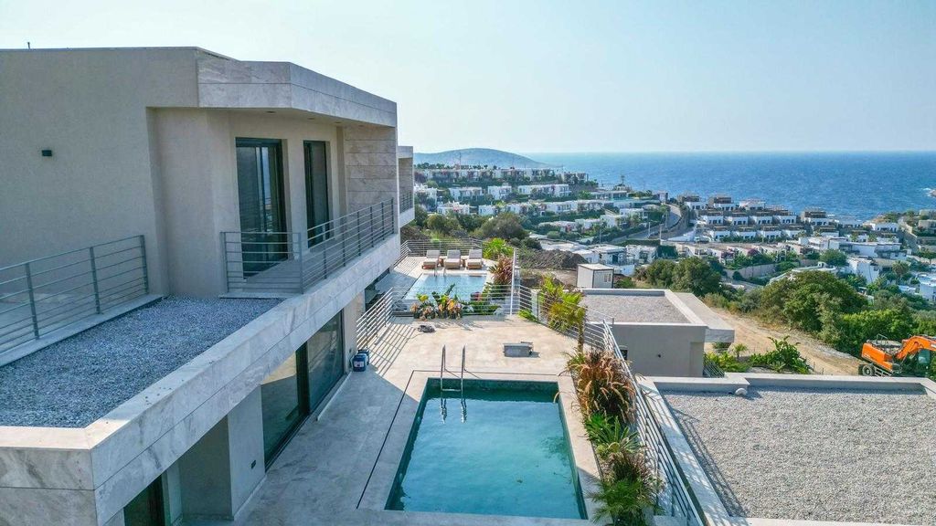 Property photo 2 of 23 Panoramic Sea View Bodrum Property For Sale - Property With Panoramic Sea Views