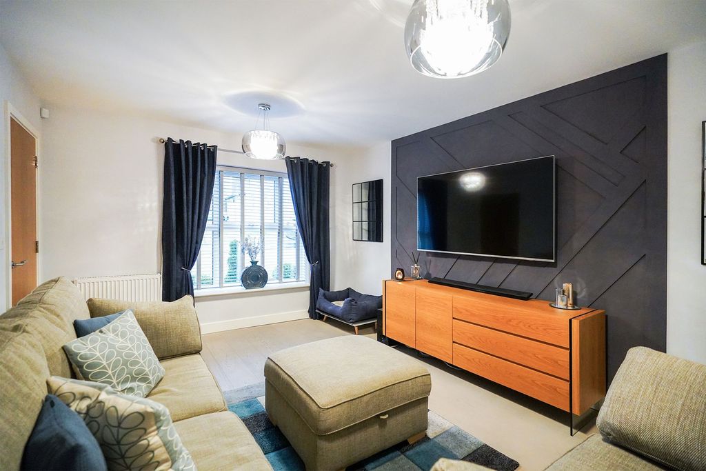 Property photo 3 of 30