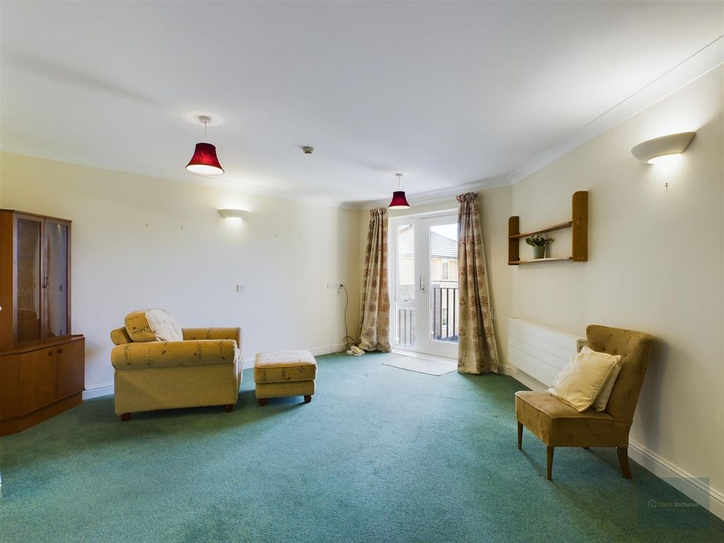 Property photo 2 of 33 Cam03432G0-Pr0020-St