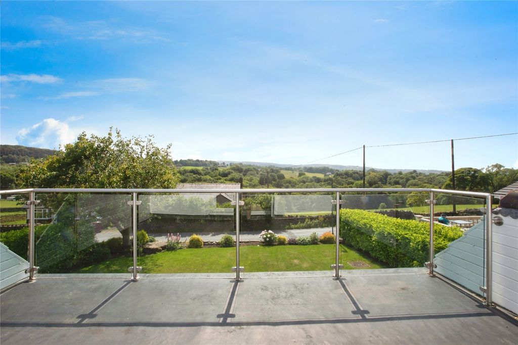 Property photo 3 of 28 Picture No. 20