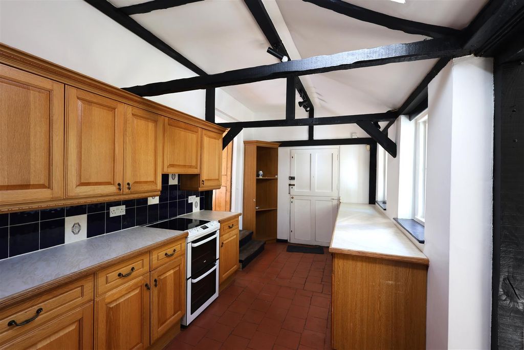Property photo 3 of 24 Kitchen