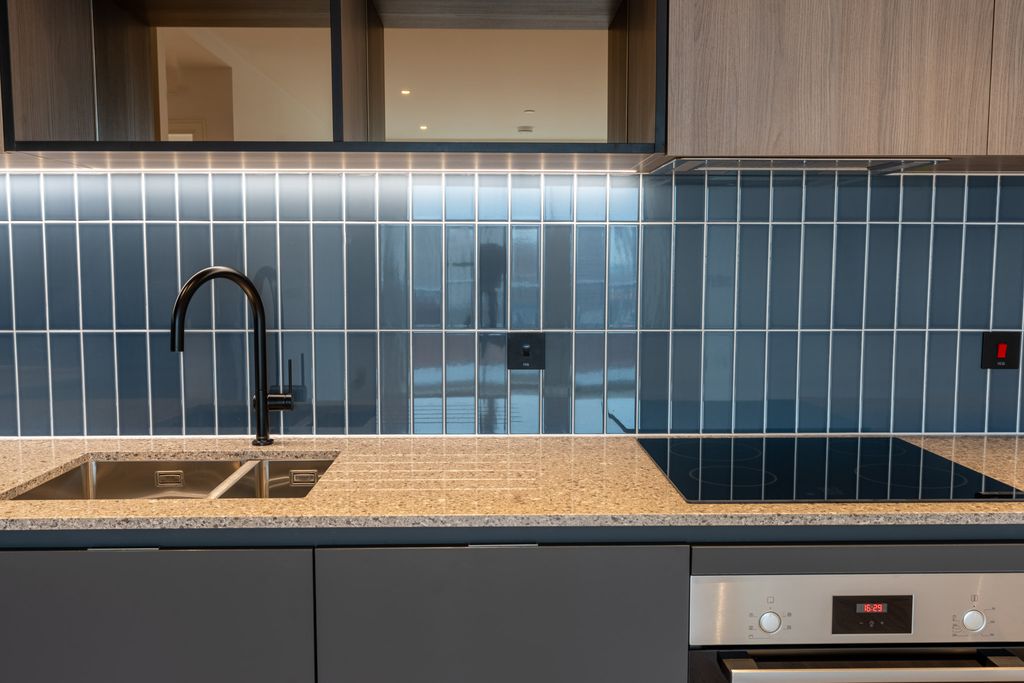 Property photo 3 of 15 Kitchen