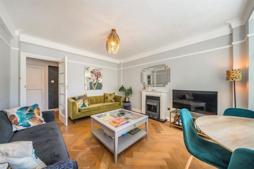 Property photo 2 of 8