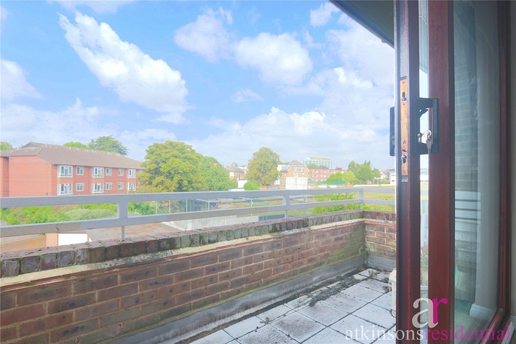 Property photo 3 of 13 Picture No. 04