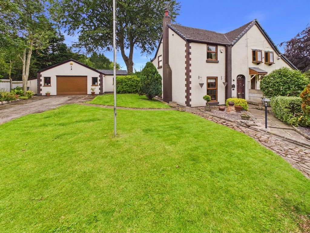 Property photo 1 of 43