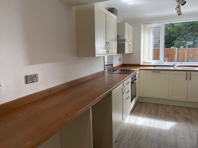 Property photo 2 of 11 Photo