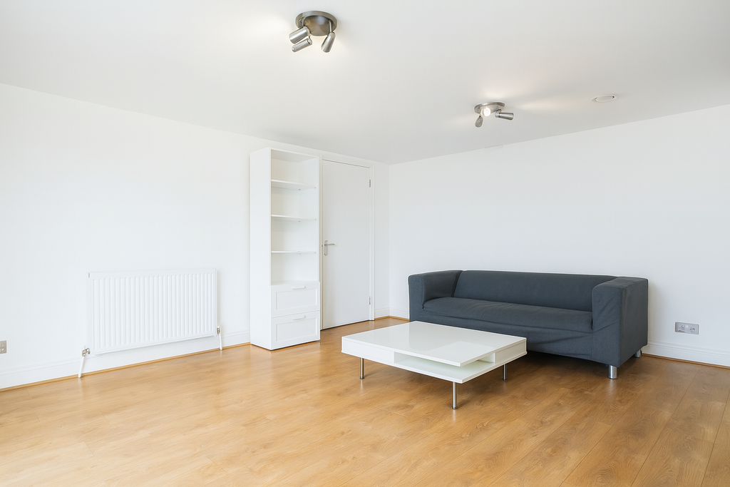 Property photo 2 of 5 Reception