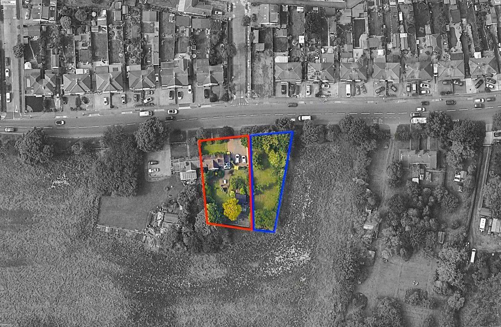 Property photo 2 of 41