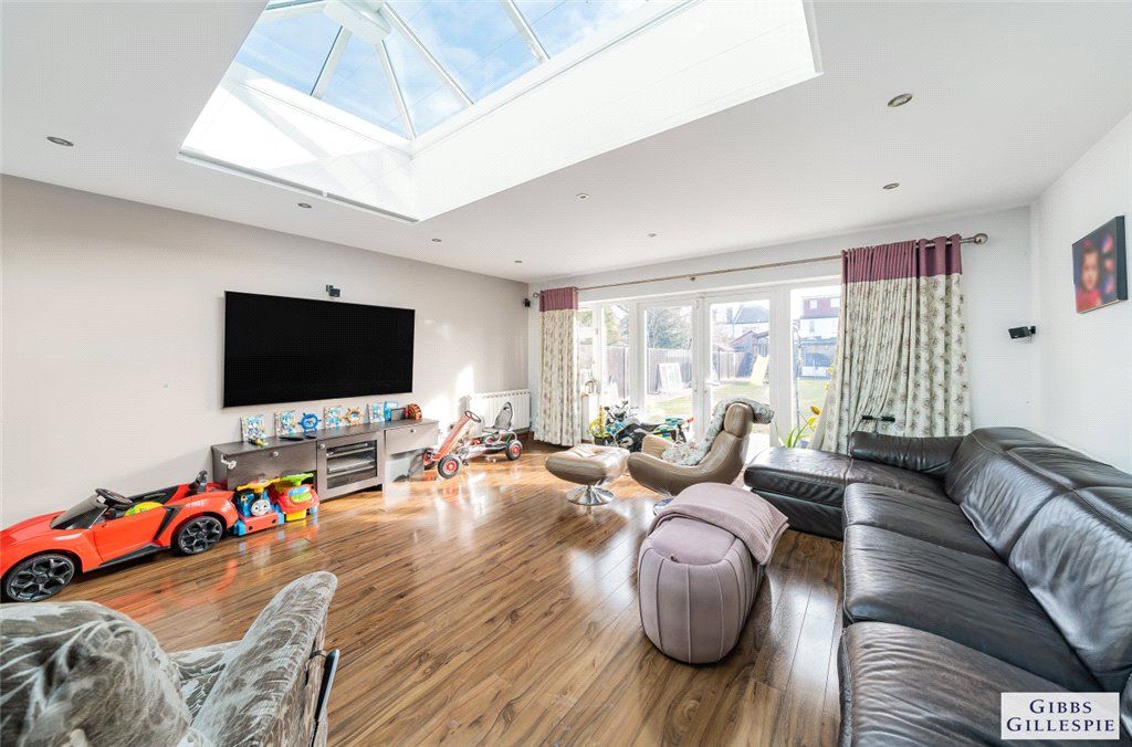 Property photo 3 of 24 Picture No. 26