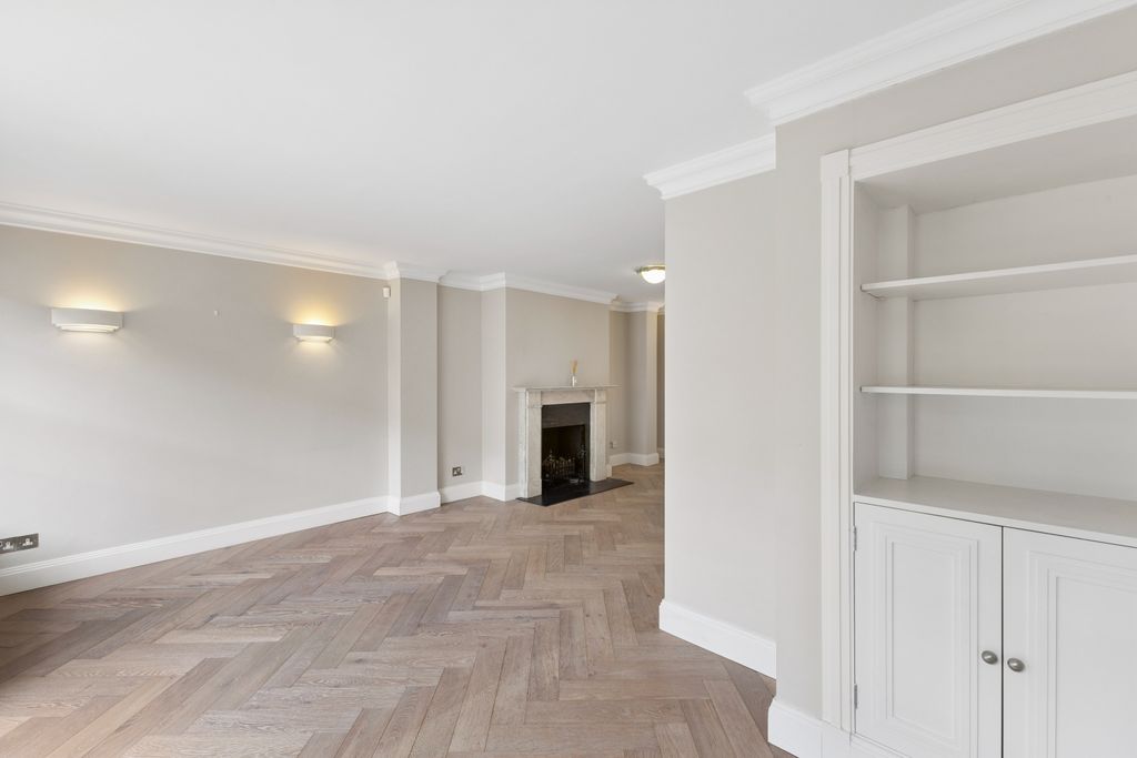Property photo 3 of 16 Reception Room