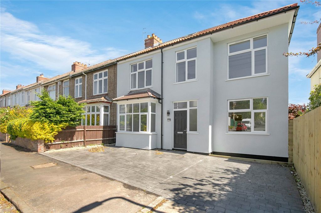 Property photo 1 of 34 Picture No. 48