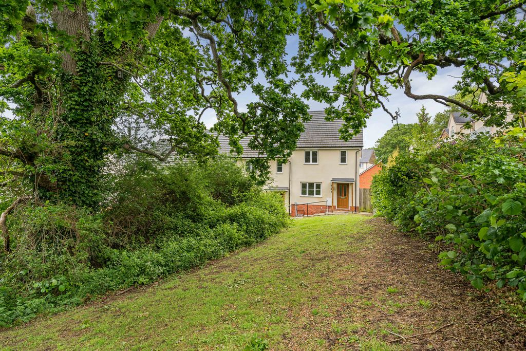 Property photo 1 of 15 Property From Green Space