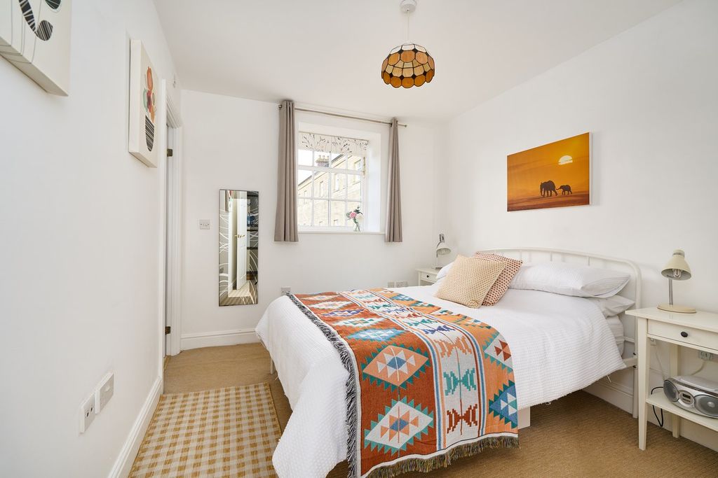 Additional image 4 of 2 bed flat for saleSt Georges Court, Semington BA14