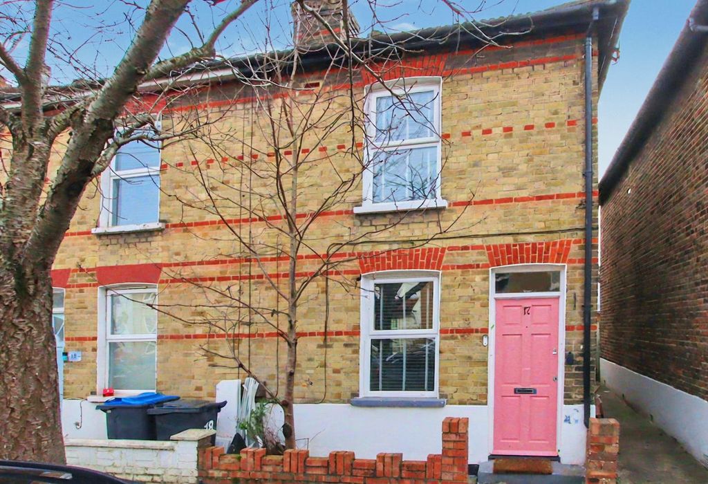 Property photo 1 of 11