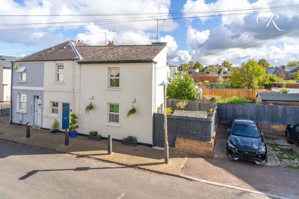 Property photo 1 of 13