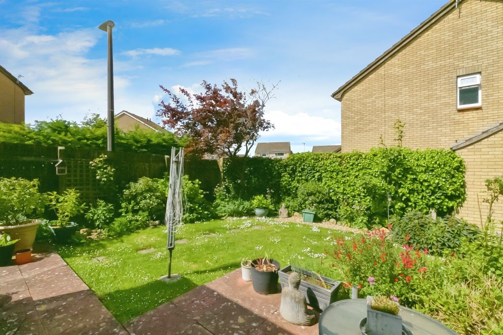 Property photo 3 of 17