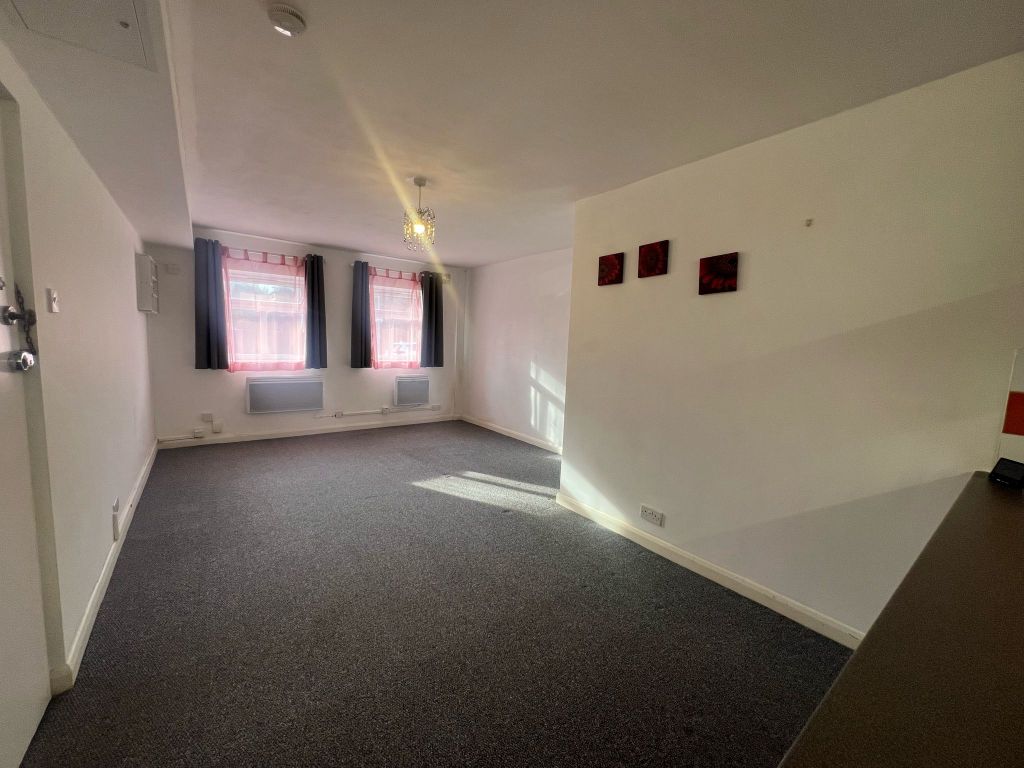 Property photo 1 of 4 Whatsapp Image 2025-02-19 At 10.04.02 (2)