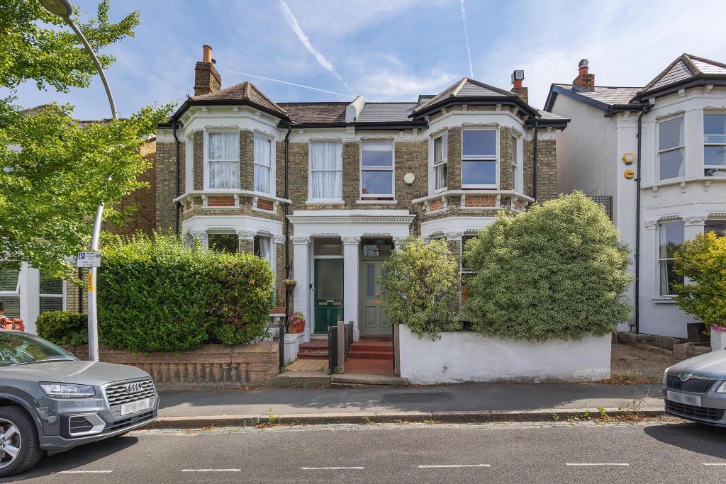 Property photo 1 of 12 Image