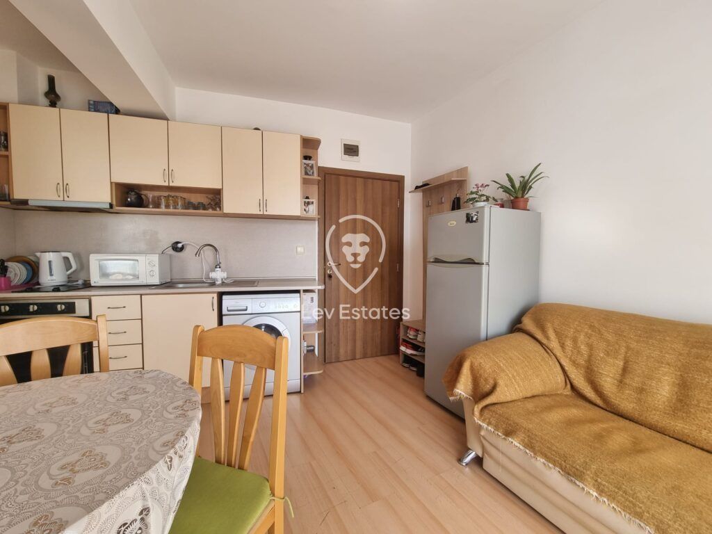 Property photo 2 of 14