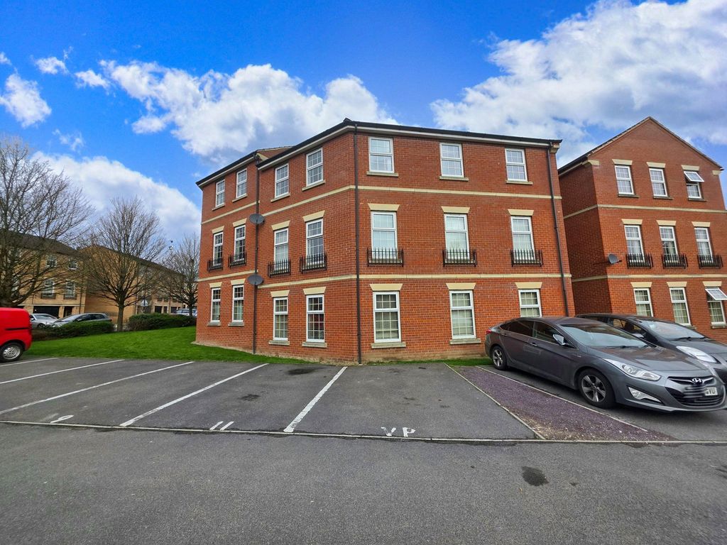 Property photo 3 of 11