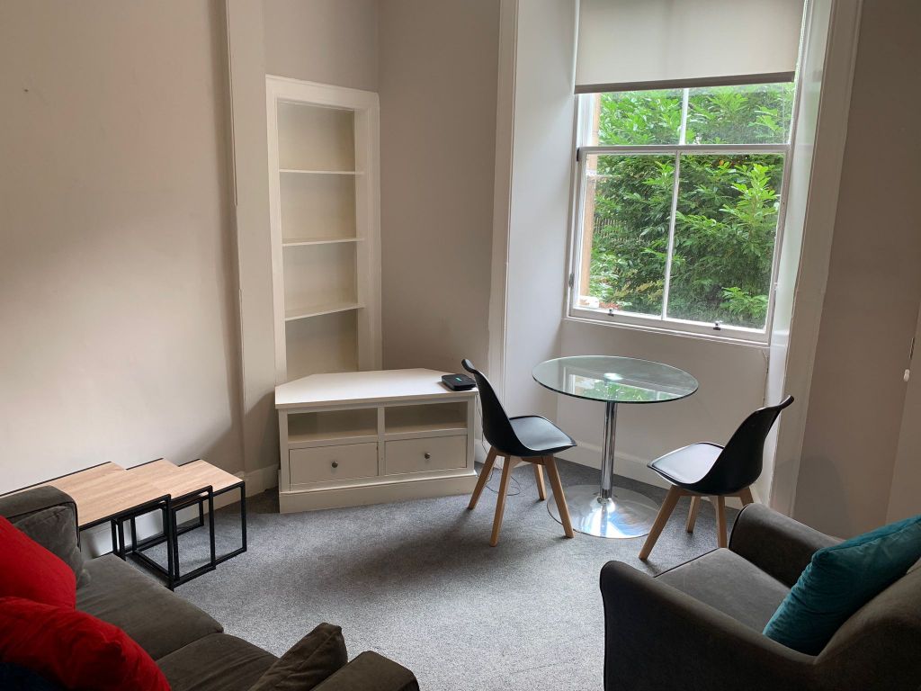 Property photo 2 of 7 Photo 2