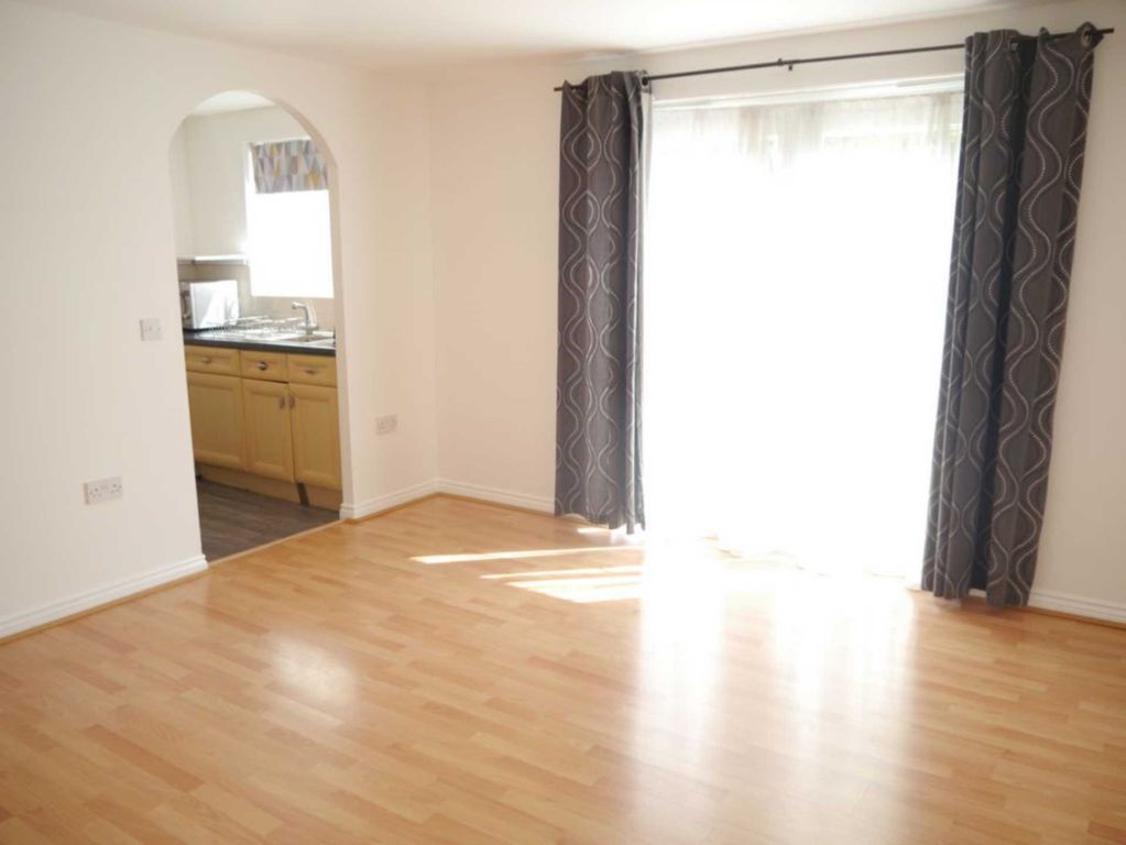 Property photo 3 of 8
