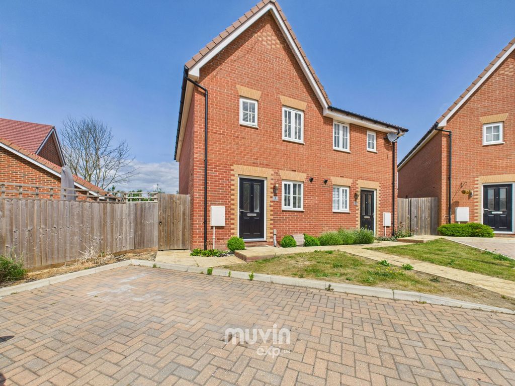 Property photo 1 of 11