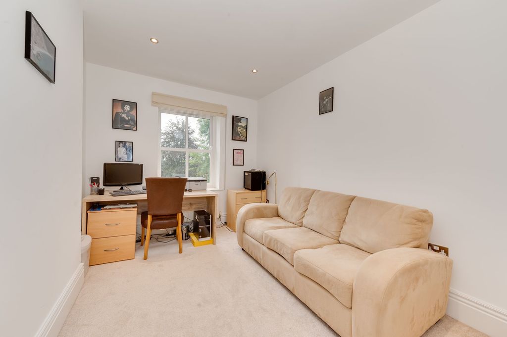 Additional image 8 of 2 bed flat for saleWestbourne Road, Westbourne Manor S10