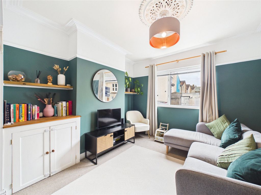 Property photo 3 of 24 Picture No. 22