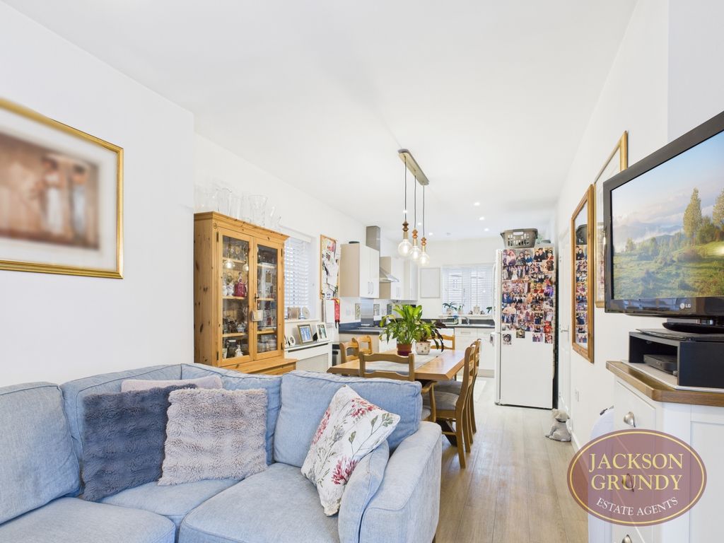 Property photo 3 of 16 Pianoforte Road