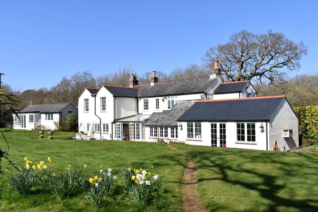 Property photo 1 of 27