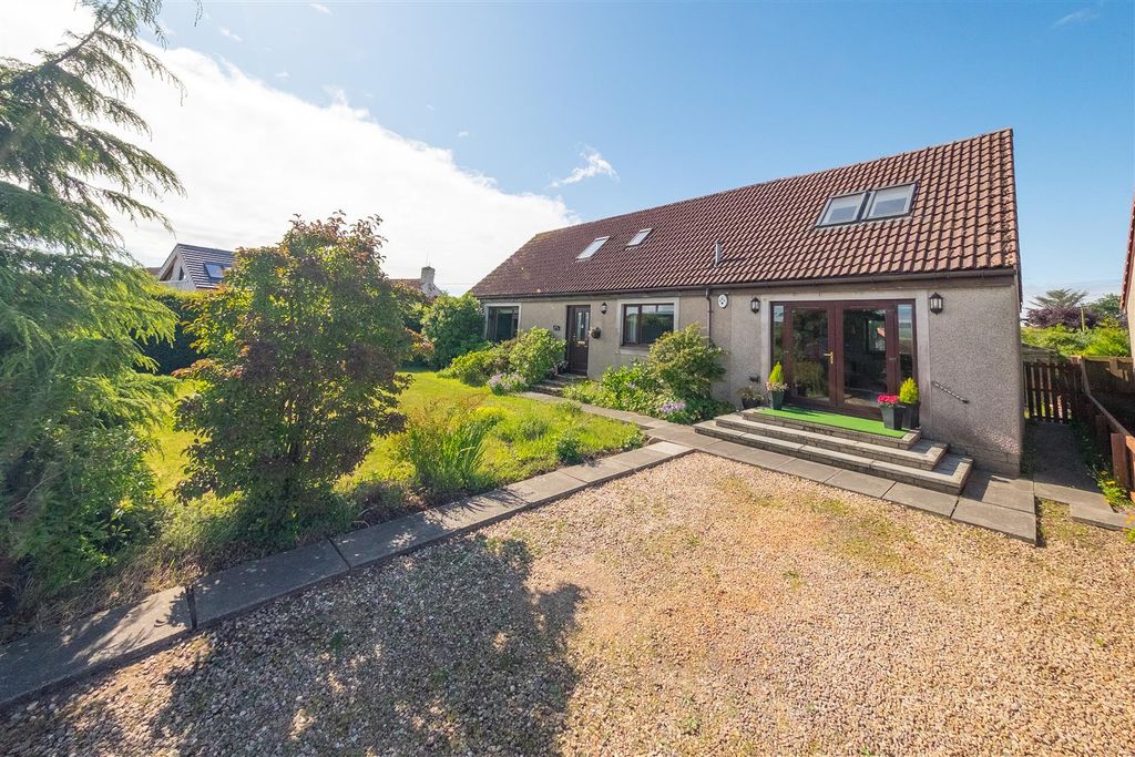 Property photo 1 of 45 Ex_Externals.Jpg
