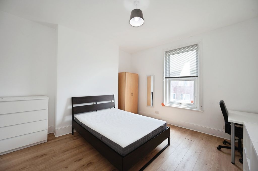 Property photo 3 of 17 Pbox-Img.Jpg