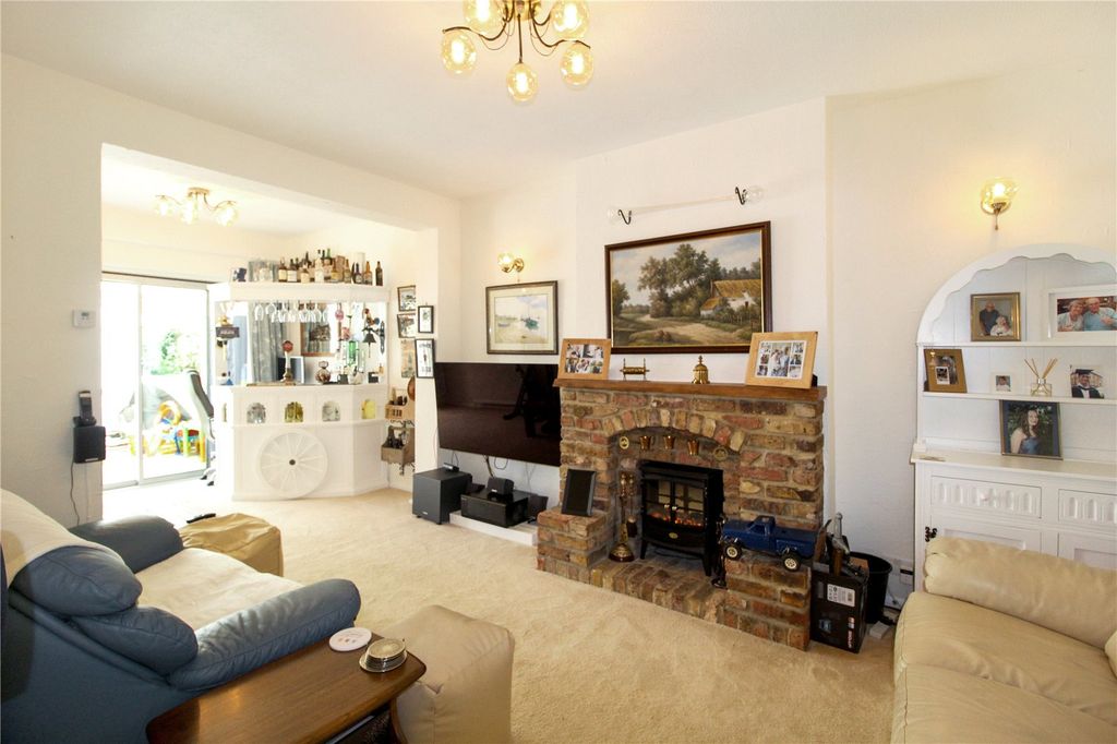 Property photo 3 of 21 Picture No. 15