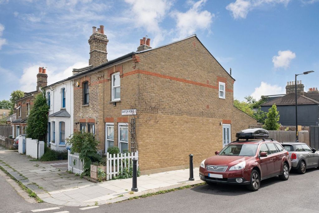 Property photo 1 of 7