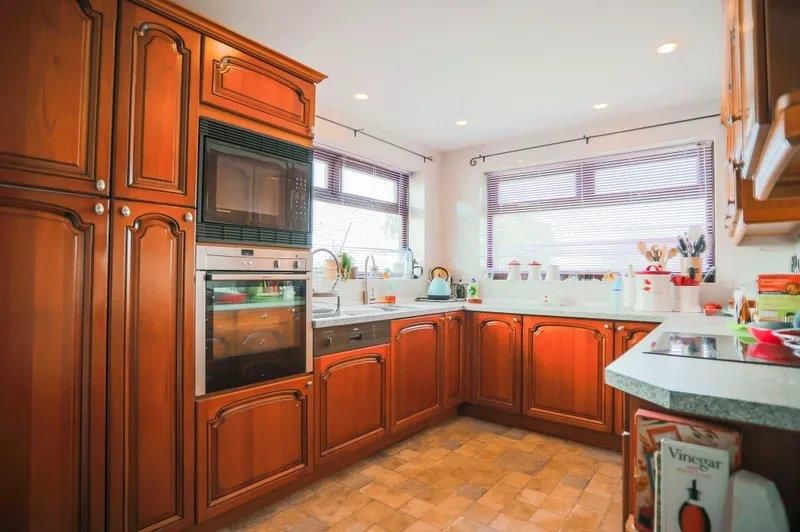 Property photo 3 of 17 4.Jpg