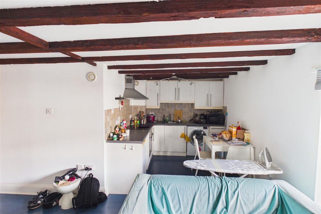 Property photo 3 of 5 Kitchen Area