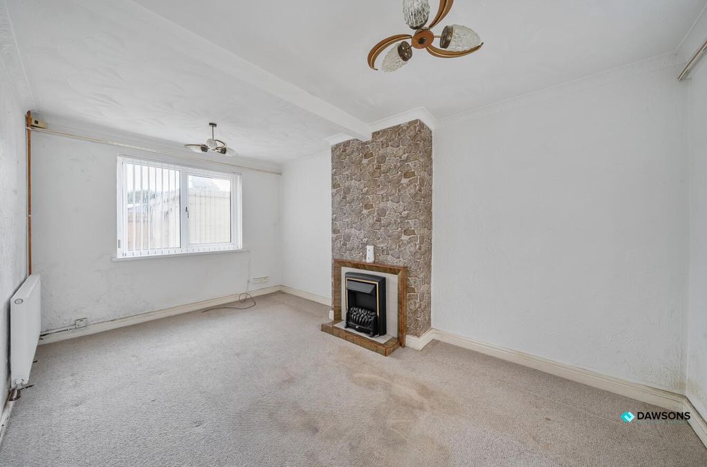 Property photo 3 of 25